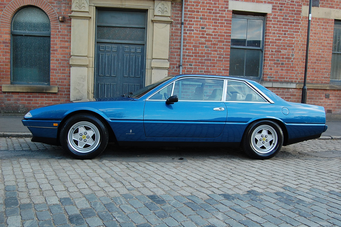 Ferrari 412